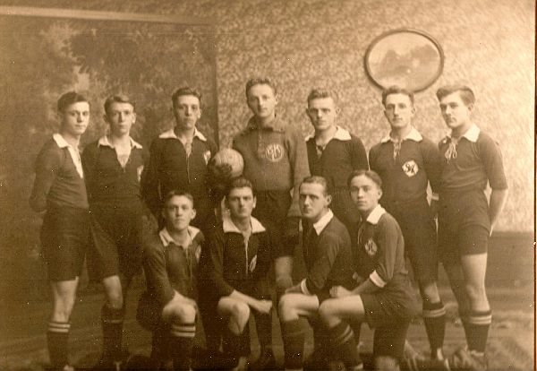 Erste Verbandself des Sportklubs Lemberg 1920